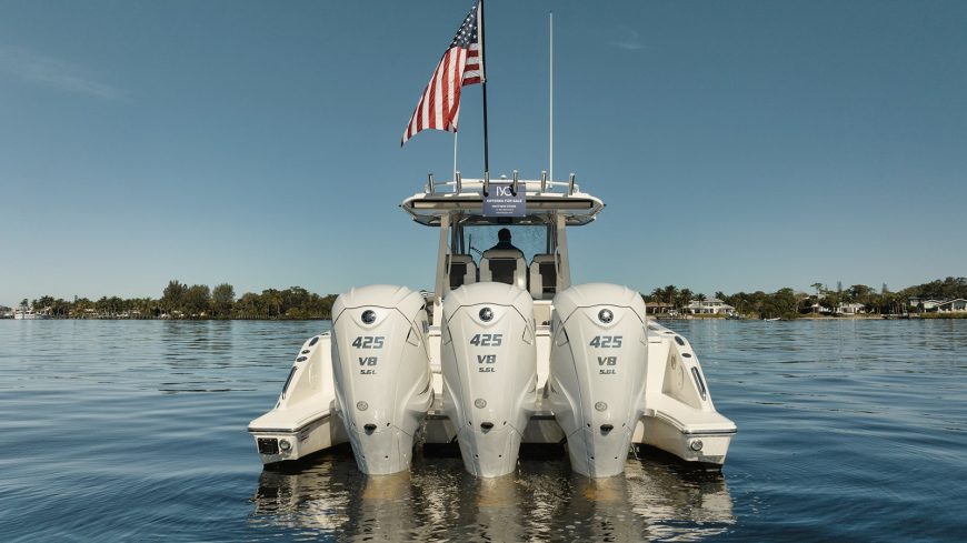 LOW RISE | 2022 12.19m (40′) Fast Sport Fisher Motor Yacht from American shipyard Pursuit Boats