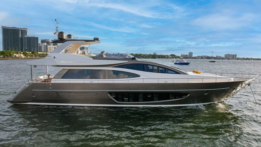 M3 | 2013 22.99m (75’5″) Luxury High Performance Flybridge Motor Yacht from Italian shipyard RIVA