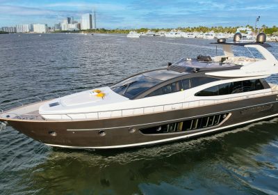 M3-2013-22.99m-75522-Flybridge-Motor-Yacht-for-sale-YachtDealz4