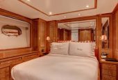 PARADIGM | 1998 35.05m (115′) Luxury Tri-Deck Motor Yacht from Italian shipyard BENETTI