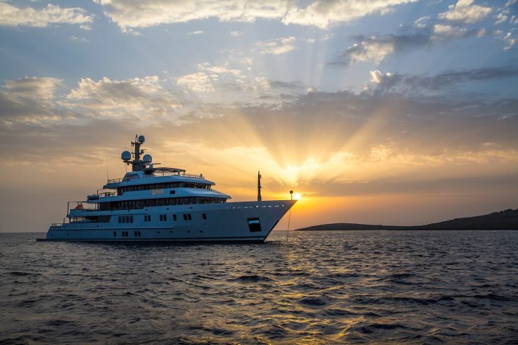 POLAR STAR | 2005 65m (214ft) Explorer Motor Yacht built by German shipyard Lürssen