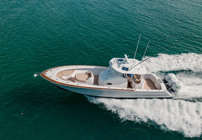 RICOCHET | 2019 38′ (11.58m) Sport Fisher Motor Yacht from American shipyard WINTER YACHTS