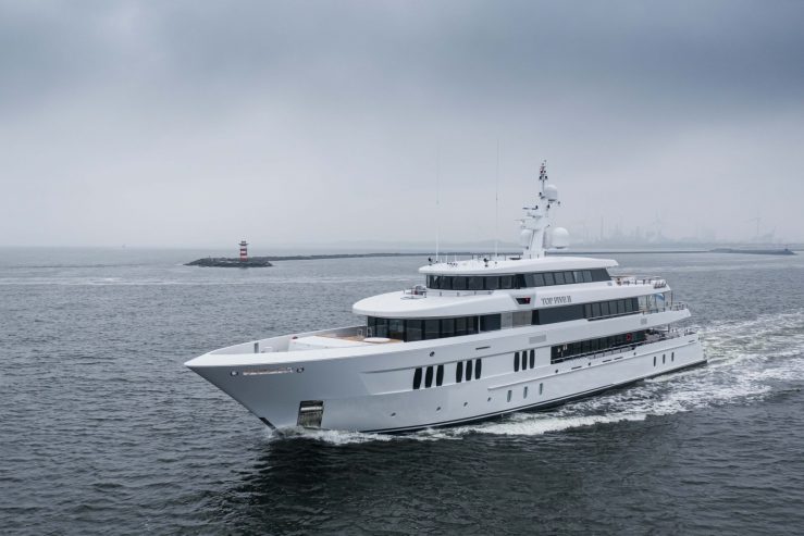 TOP FIVE II | 2021 61m (200’1″) Luxury Tri-Deck Steel Motor Yacht from legendary Dutch shipyard Royal Hakvoort