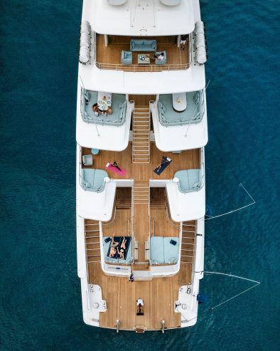 CORAL OCEAN | 1994 73m (240ft) Luxury Superyacht built by German shipyard Lurssen