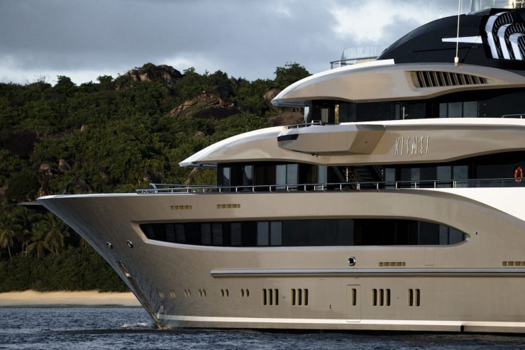 KISMET | 2014 95m (312ft) Luxury Motor Yacht built by German shipyard Lürssen