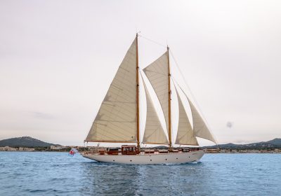 ARMIDE-1938-21m-681122-Classic-Sail-Yacht-for-sale-YachtDealz1