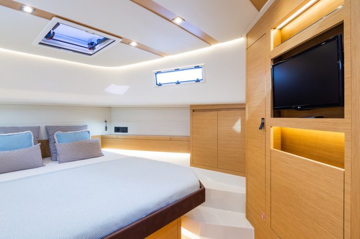 CLODY | 2020 14m (46′) PARDO 43 Luxury Day Motor Yacht from Italian shipyard Pardo Yachts