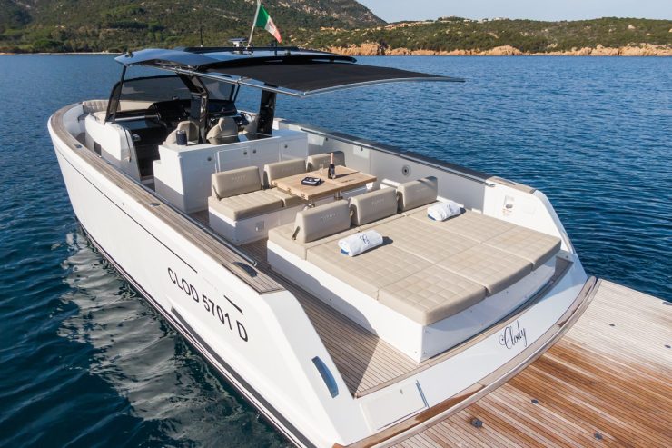 CLODY | 2020 14m (46′) PARDO 43 Luxury Day Motor Yacht from Italian shipyard Pardo Yachts