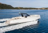 CLODY | 2020 14m (46′) PARDO 43 Luxury Day Motor Yacht from Italian shipyard Pardo Yachts