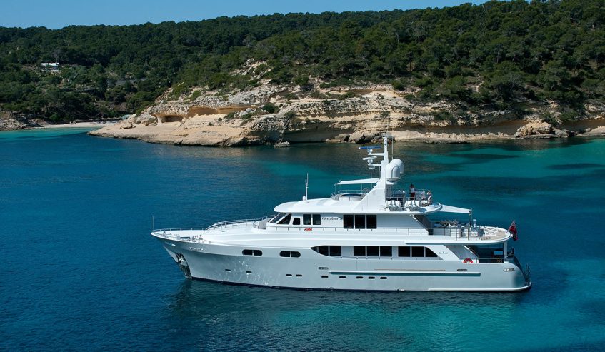 Christina G | 2010 33.65m (110’4″) Vripack design Luxury Tri-Deck Steel Motor Yacht from HK shipyard Kingship Marine