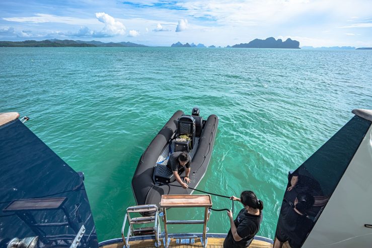 DOUBLEYOU | 1999 27.4m (87’11”) Cheoy Lee Explorer Yacht