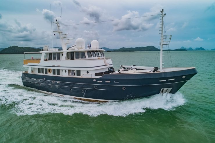 DOUBLEYOU | 1999 27.4m (87’11”) Cheoy Lee Explorer Yacht