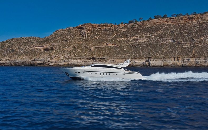 ESTEL | 2005 31m (101’7″ ) High Performance Sport Motor Yacht from Italian shipyard Leopard Yachts