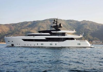 KAMAKASA-2020-44.5m-146-Motor-Yacht-for-sale-YachtDealz10