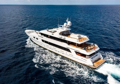 LISA-MI-AMORE-2005-157-CHRISTENSEN-Motor-Yacht-For-Sale-YachtDealz2