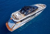 NINITAS A | 2017 30.5m (100’2″) Luxury Flybridge Sport Motor Yacht built by Spanish shipyard ASTONDOA