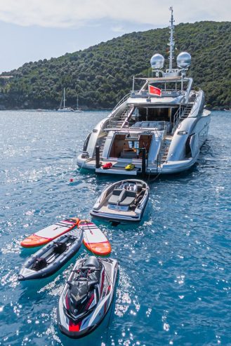 SILVER WIND | 2014 43.63m (143.1ft) ISA Motor Yacht