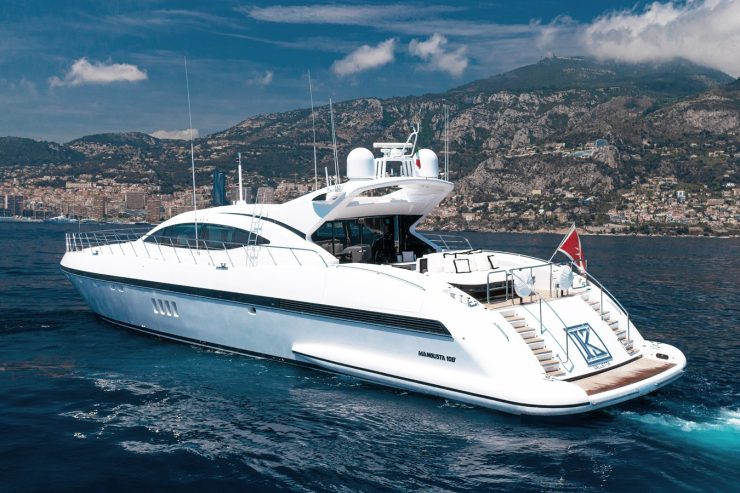 1K | 2013 33m (110ft) MANGUSTA 108 Luxury Sport Motor Yacht from Italian shipyard Overmarine