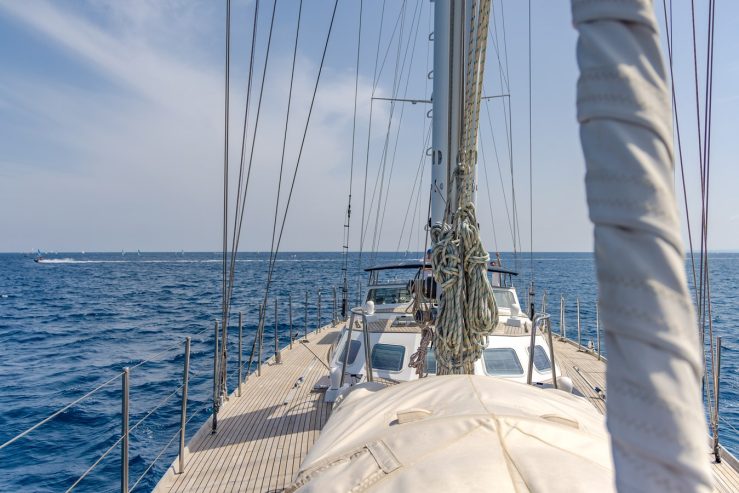 ALTAIR | 1987 25m (82′) Classic Ketch Sailing Yacht built by Dutch shipyard Van Dam Nordia