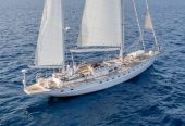 ALTAIR | 1987 25m (82′) Classic Ketch Sailing Yacht built by Dutch shipyard Van Dam Nordia