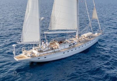 ALTAIR-1987-25m-82-Classic-Sail-Yacht-for-sale-YachtDealz6