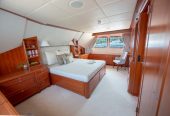 CORNELIA | 2006 34m (111.7ft) RMK MARINE MOTOR YACHT