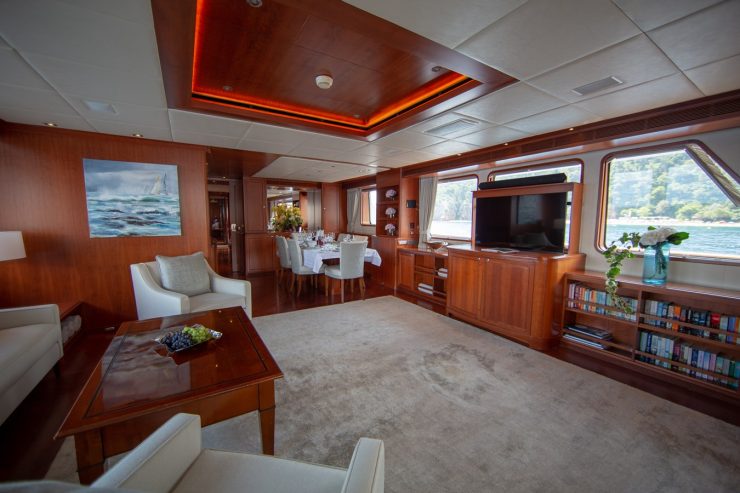 CORNELIA | 2006 34m (111.7ft) RMK MARINE MOTOR YACHT