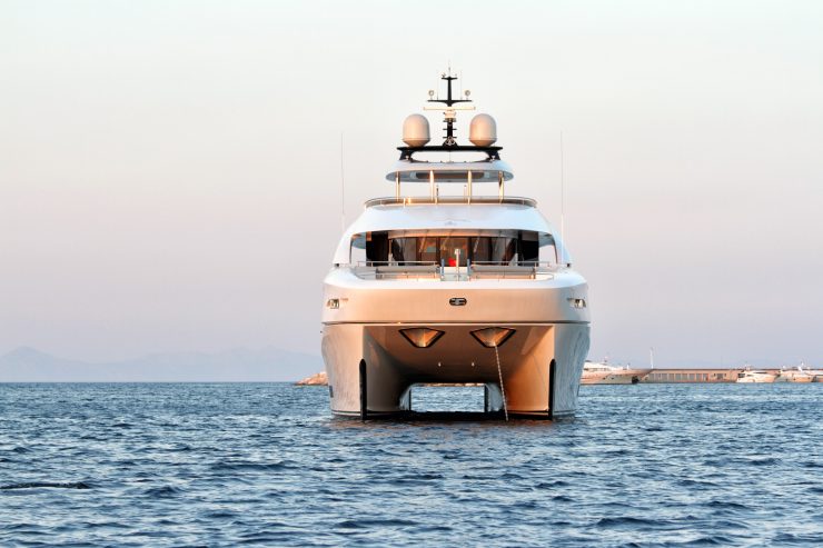 CURVELLE QUARANTA | 2013 34.1m (111’11”) Luxury Performance Catamaran Motor Yacht from Turkish shipyard Logos Marine