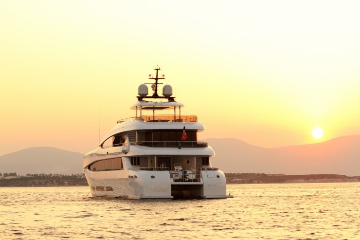 CURVELLE QUARANTA | 2013 34.1m (111’11”) Luxury Performance Catamaran Motor Yacht from Turkish shipyard Logos Marine