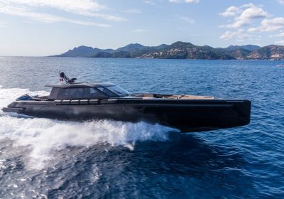 MATARIKI-2014-23.6m-77622-High-Performance-Luxury-Motor-Yacht-from-Italian-shipyard-MAORI27