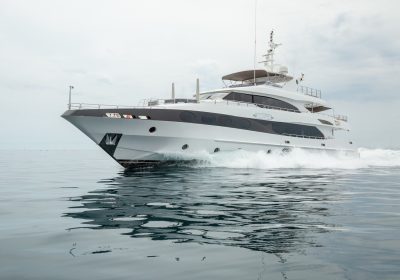 VENETA-2010-38.4m-126-Motor-Yacht-for-sale-YachtDealz12