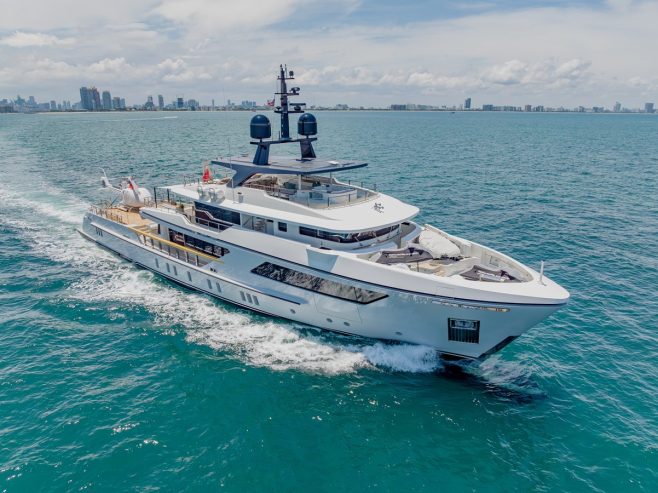 ARROW | 2022 47m (154.16ft) Luxury Explorer Motor Yacht built by Italian shipyard Sanlorenzo