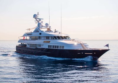 BERILDA-2000-155-FEADSHIP-Motor-Yacht-For-Sale-YachtDealz2