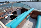 BERKELEY SQUARE | 1958/2020 8m (26ft) Luxury Motorboat built Italian shipyard Riva