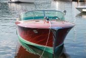 BERKELEY SQUARE | 1958/2020 8m (26ft) Luxury Motorboat built Italian shipyard Riva