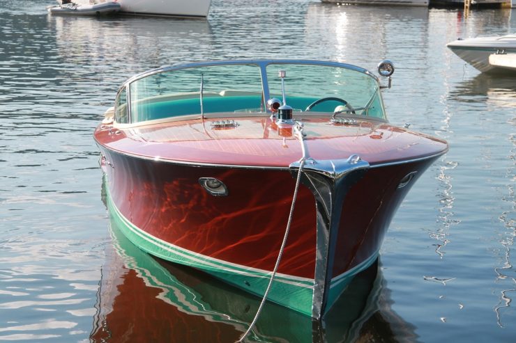 BERKELEY SQUARE | 1958/2020 8m (26ft) Luxury Motorboat built Italian shipyard Riva