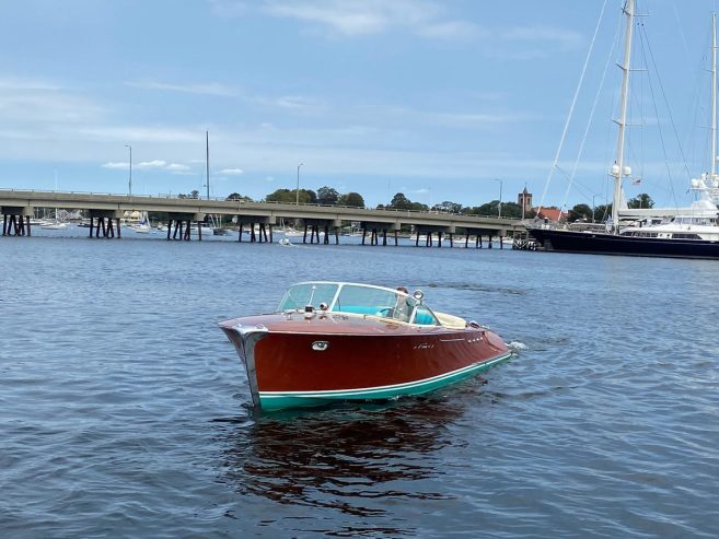 BERKELEY SQUARE | 1958/2020 8m (26ft) Luxury Motorboat built Italian shipyard Riva