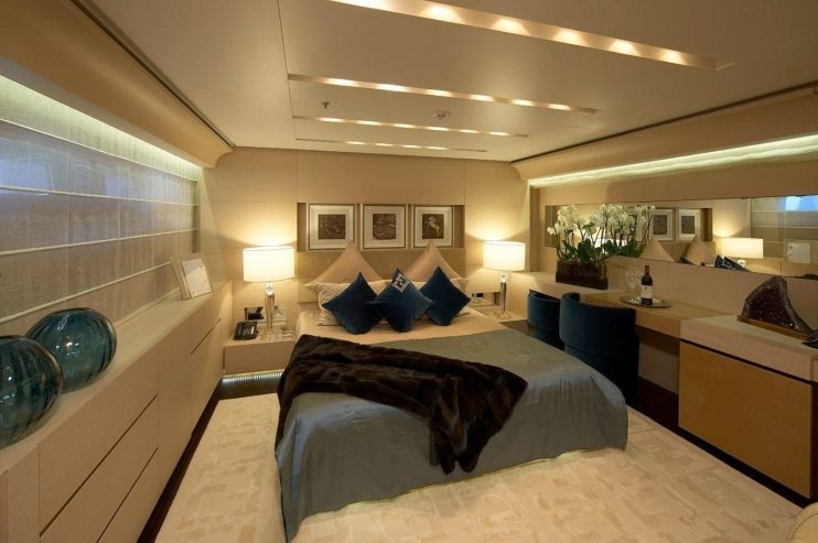 BURKUT | 2009/2012 54m (177ft) Luxury Motor Yacht from Italian shipyard Baglietto