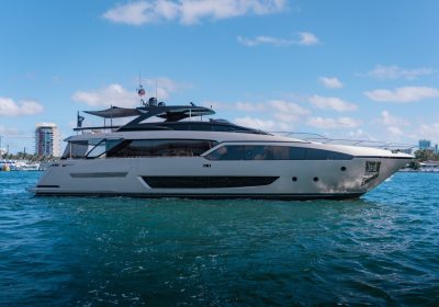 HANNA-2019-93-522-RIVA-Motor-Yacht-For-Sale-YachtDealz1