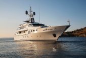 INVADER | 2000 50m (164ft) Luxury Superyacht built by Italian shipyard Codecasa