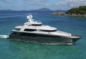 MUCHOS MAS | 2016 44m (144ft) Luxury Motor Yacht built by Canadian shipyard Crescent Custom Yachts