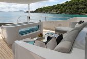 MUCHOS MAS | 2016 44m (144ft) Luxury Motor Yacht built by Canadian shipyard Crescent Custom Yachts