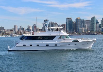 SUNSET-RENDEZVOUS-1979-24.38m-80ft-Motor-Yacht-for-sale-YachtDealz1