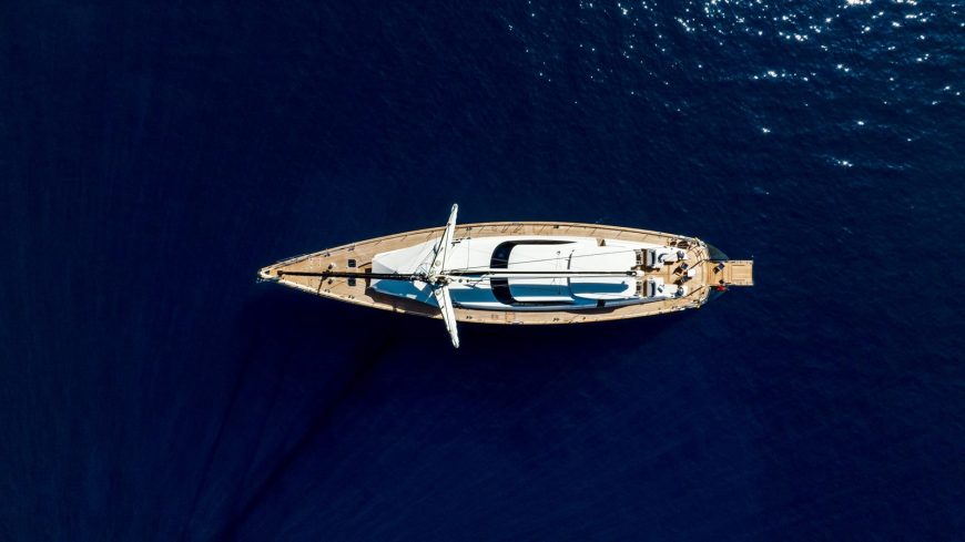 LADY M | 2006 38.9m (127’7″) Fitzroy Yachts