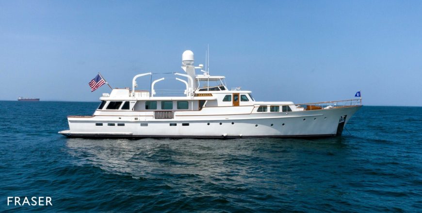 NEREUS | 1969 32m (105′) Classic FEADSHIP Motor Yacht