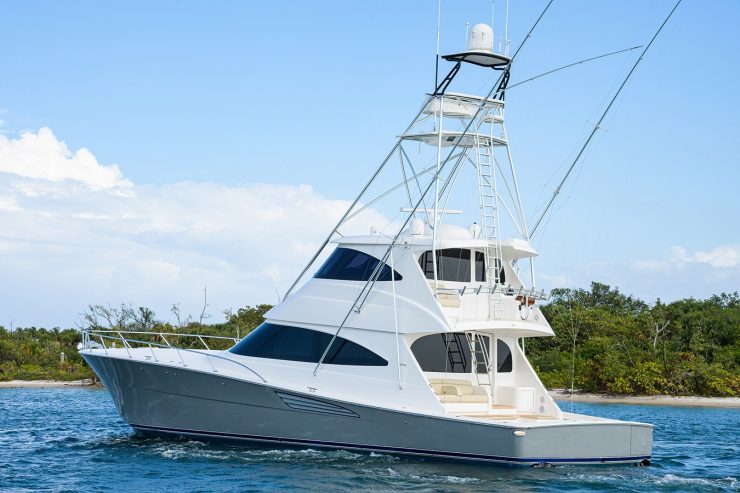 ABSOLUT | 2017 21.95m (72ft) High Performance Enclosed Bridge Sportfisher Motor Yacht built by American shipyard VIKING