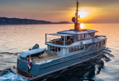 ALIX | 2020 36.6m (120’1″) Luxury Explorer Motor Yacht built by Italian shipyard CPN