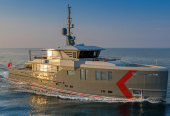 ALIX | 2020 36.6m (120’1″) Luxury Explorer Motor Yacht built by Italian shipyard CPN