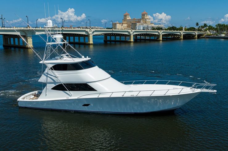 CABALLO GRANDE | 2011 23.16m (76′) High Performance Sportfisher Motor Yacht built by American shipyard VIKING