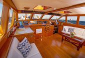 FREE WINGS | 1984 29.86m (97’11’) Classic World Cruising Ketch Sail Yacht built by New Zealand shipyard Thackwray